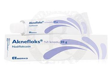 AKNEFLOKS %1 30 GR KREM